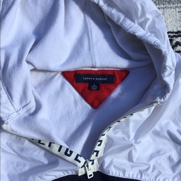 Tommy Hilfiger jacket - Picture 3 of 4